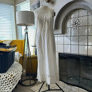 Barbizon Vintage 1950’s amazing nylon slip dress size medium large